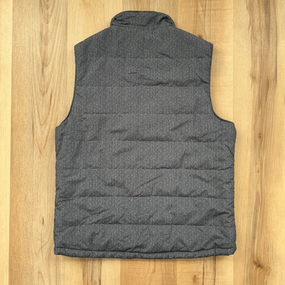 Gray Herringbone Zip Up Puffer Vest With Red Inner Lining 2 Exterior Pockets - Picture 8 of 12